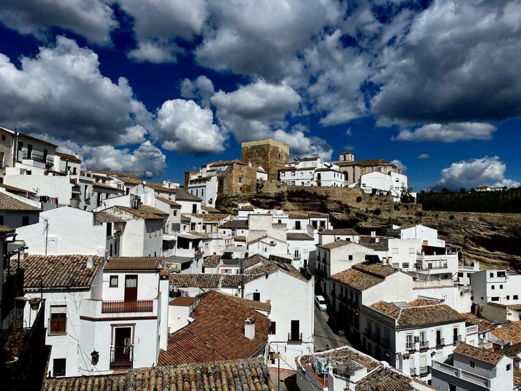 Casa De Las Lanzas Setenil De Las Bodegas Dış mekan fotoğraf