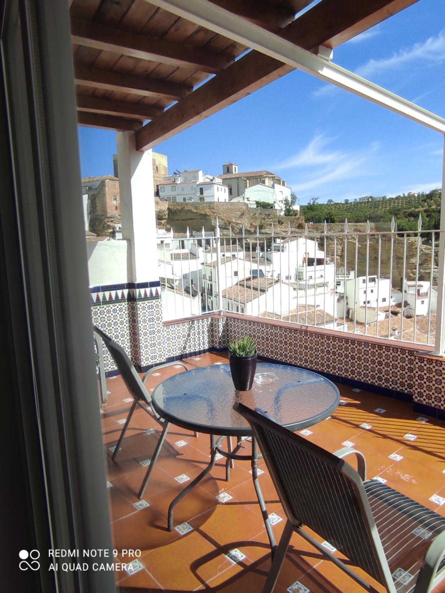 Casa De Las Lanzas Setenil De Las Bodegas Oda fotoğraf